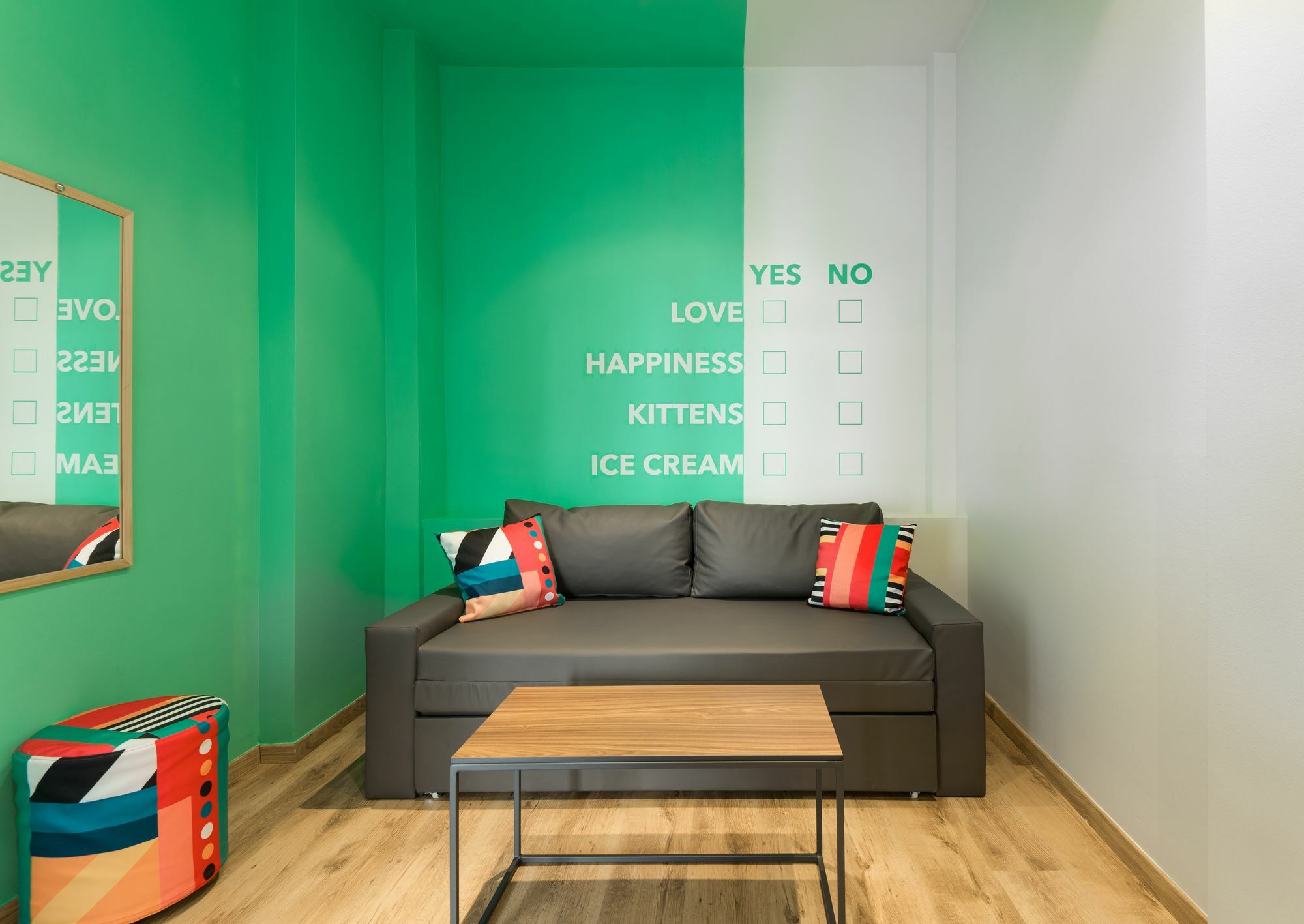 Ferienwohnung Colors Thessaloniki Living Exterior foto